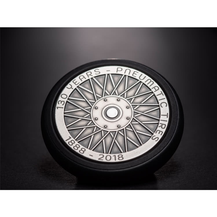 Niue 5$ 2018 Silver 999. 65g Ø40mm Antique Finish :: WHEEL coin with Rubber tire - Image 4