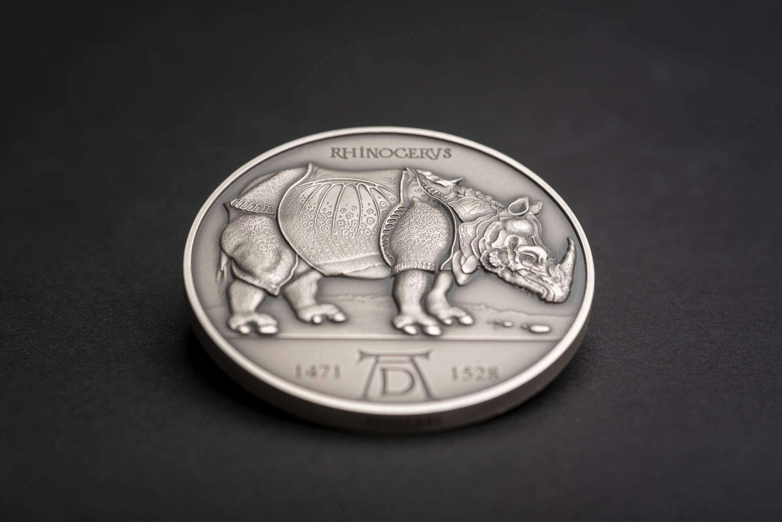 Cameroon 2000 FR 2020 Silver 999. 2oz AF :: ALBRECHT DURER 550th Anniversary :: RHINOCERUS - Image 3